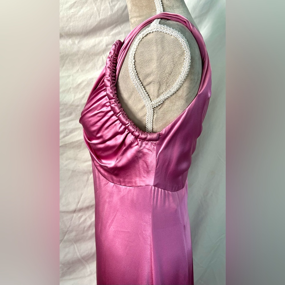 Badgley Mischka Rose Pink Knotted Silk Gown, Size 10 - Picture 9 of 16